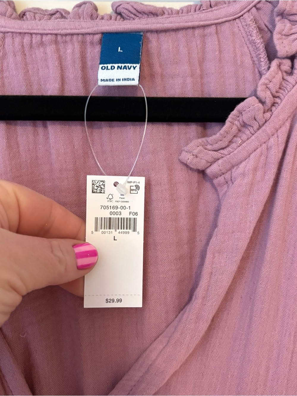 Old Navy - Picture 2 of 3